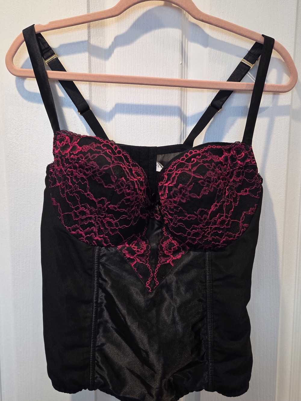 Cacique Black Bustier with Fuchsia Lace Cups